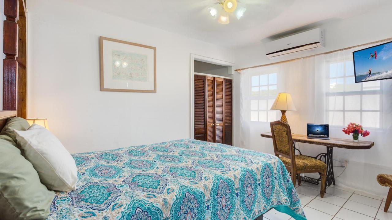 Edwards Guesthouse Sandy Ground Village 외부 사진