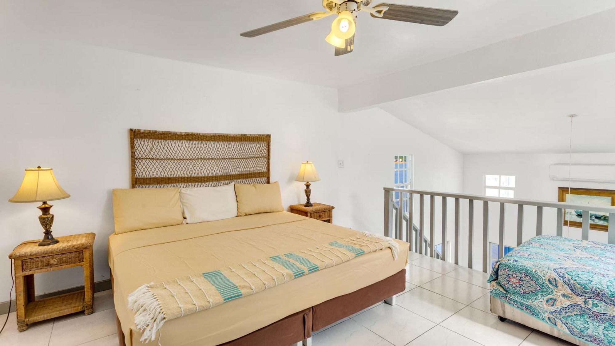 Edwards Guesthouse Sandy Ground Village 외부 사진